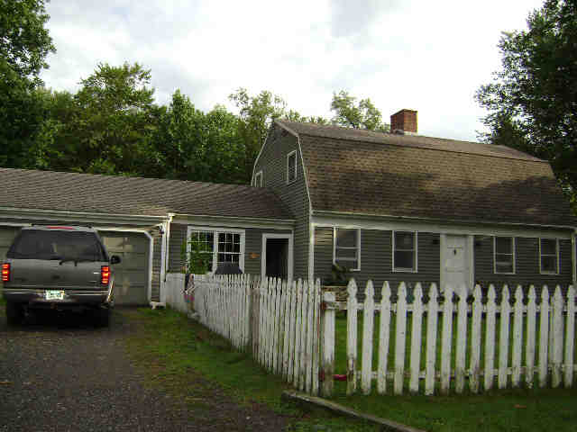 Building photograph for 106 CABBAGE LN